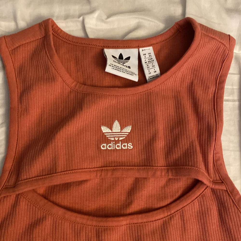 Adidas Cutout Crop Top - Picture 3 of 5